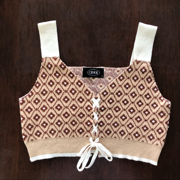 Cider Tops - Cider Follow Me Flower Tank Crop Top Size S
